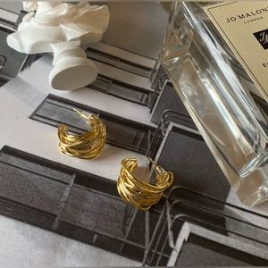 Brand new gold-plated earrings